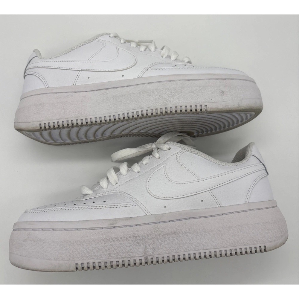 Nike Women's Court Vision Alta Platform Sneaker Size 9 White DM0113-100 Low Top